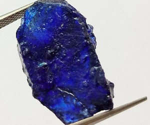 Sapphire Stone of Royalty -History, Meaning, and Value September Birthstone