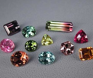 Tourmaline "Rainbow Gem"- Meanings, Properties, Benefits | October Birthstone