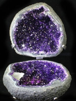 The Allure of Amethyst  February birthstone8