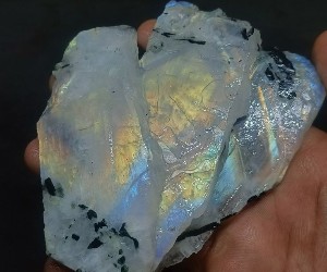 June Birthstone Meaning & Symbolism The Magic of Moonstone6