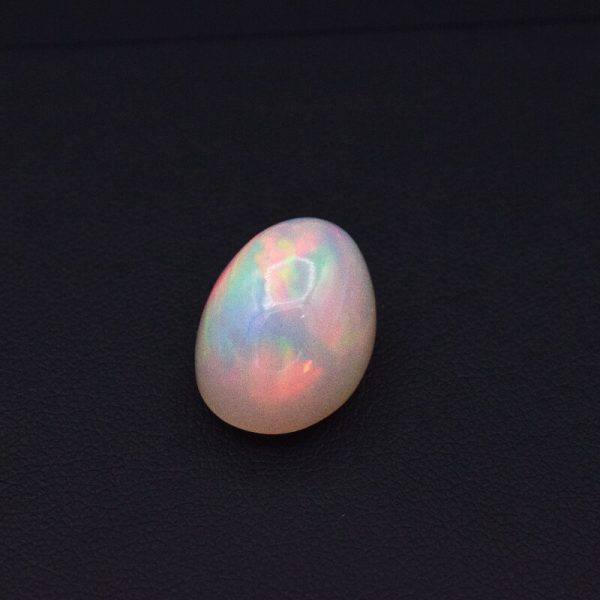 White opal C10