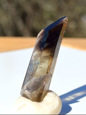 7 Calming Crystals to Relieve Anxiety & Stress Naturally