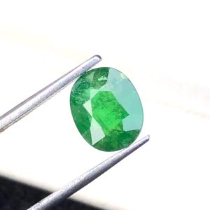 Natural Tsavorite garnet 2.55 Ct